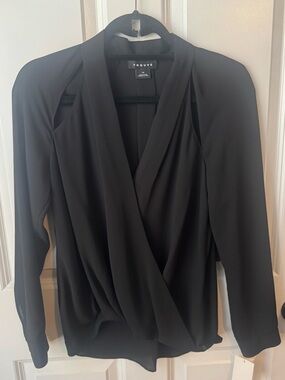 Trouve Black Sheer Blouse | NWT | Size XS Great condition